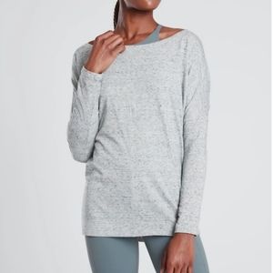 Athleta essensce flow top heathered green oversized comfy ls tee EUC size M!